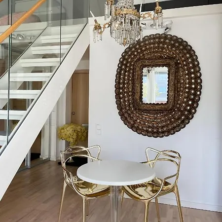 Cozy Penthouse Loft