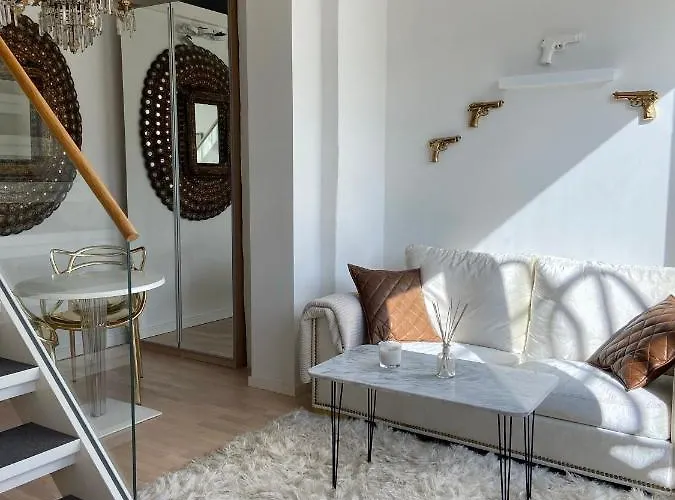 Cozy Penthouse Loft Hotel